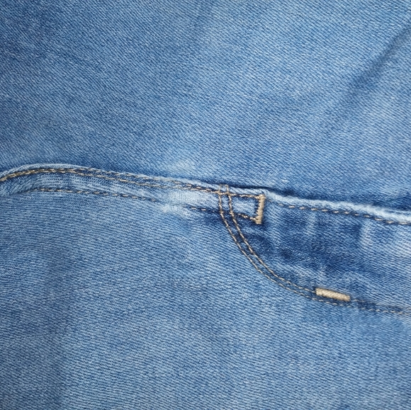 *🍬SOLD ON MERCARI* Levi's Strauss blue jeans - Picture 5 of 6